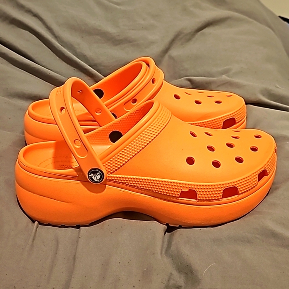 Crocs platform